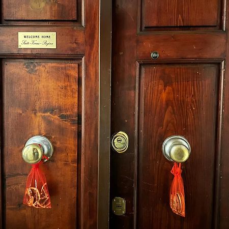 Suite Stylish & Cozy Apartment In The Heart Of Firenze Bagian luar foto