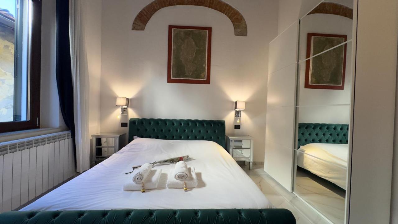 Suite Stylish & Cozy Apartment In The Heart Of Firenze Bagian luar foto