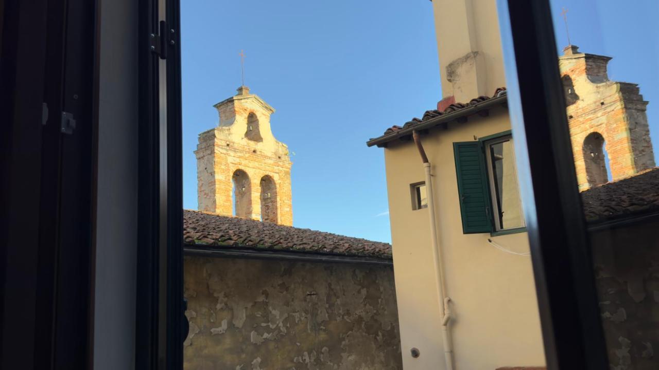 Suite Stylish & Cozy Apartment In The Heart Of Firenze Bagian luar foto